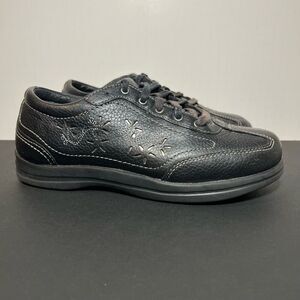 Womens APEX Robyn Chop Out Black Leather Oxford Shoes / Size 7 Extra Wide
